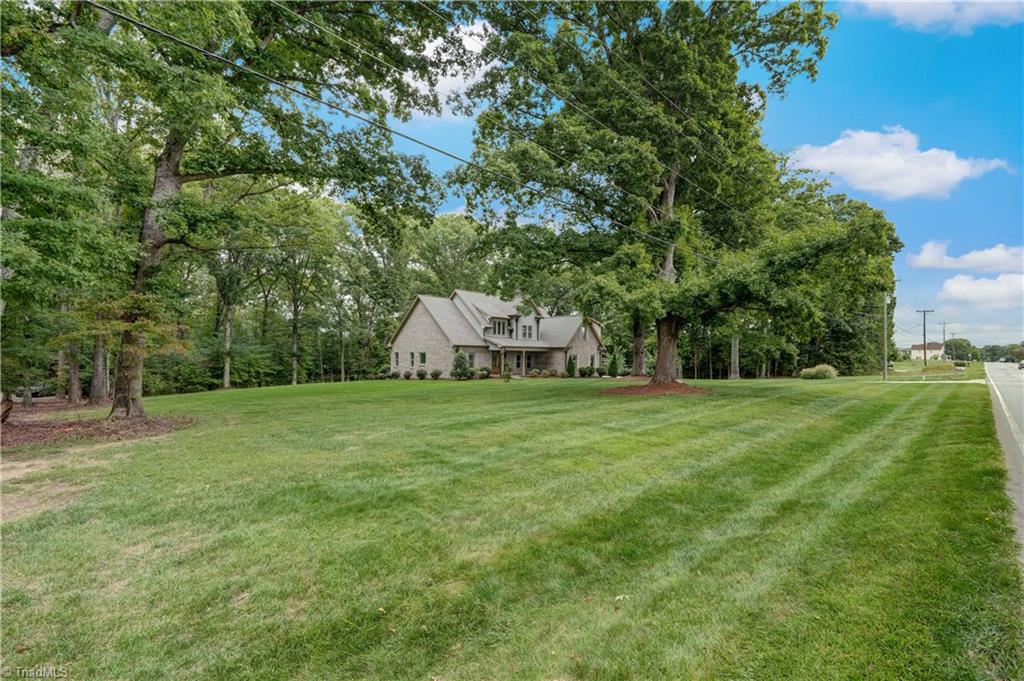 2733 Pleasant Ridge Road Summerfield, NC 27358 - Photo 3 of 41