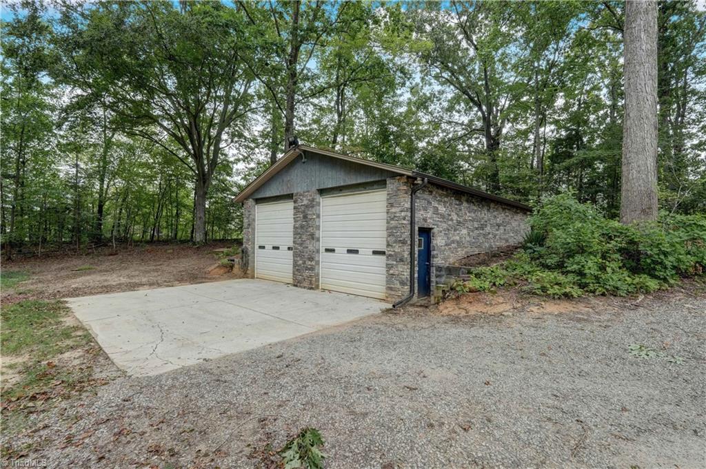 2733 Pleasant Ridge Road Summerfield, NC 27358 - Photo 38 of 41 Detached garage has heat & ac