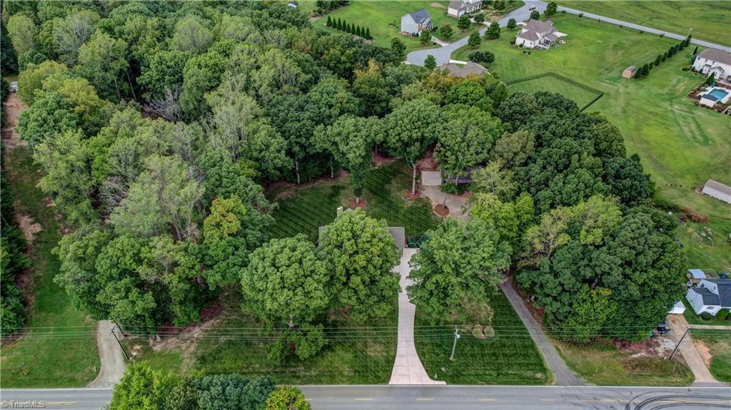 2733 Pleasant Ridge Road Summerfield, NC 27358 - Photo 40 of 41