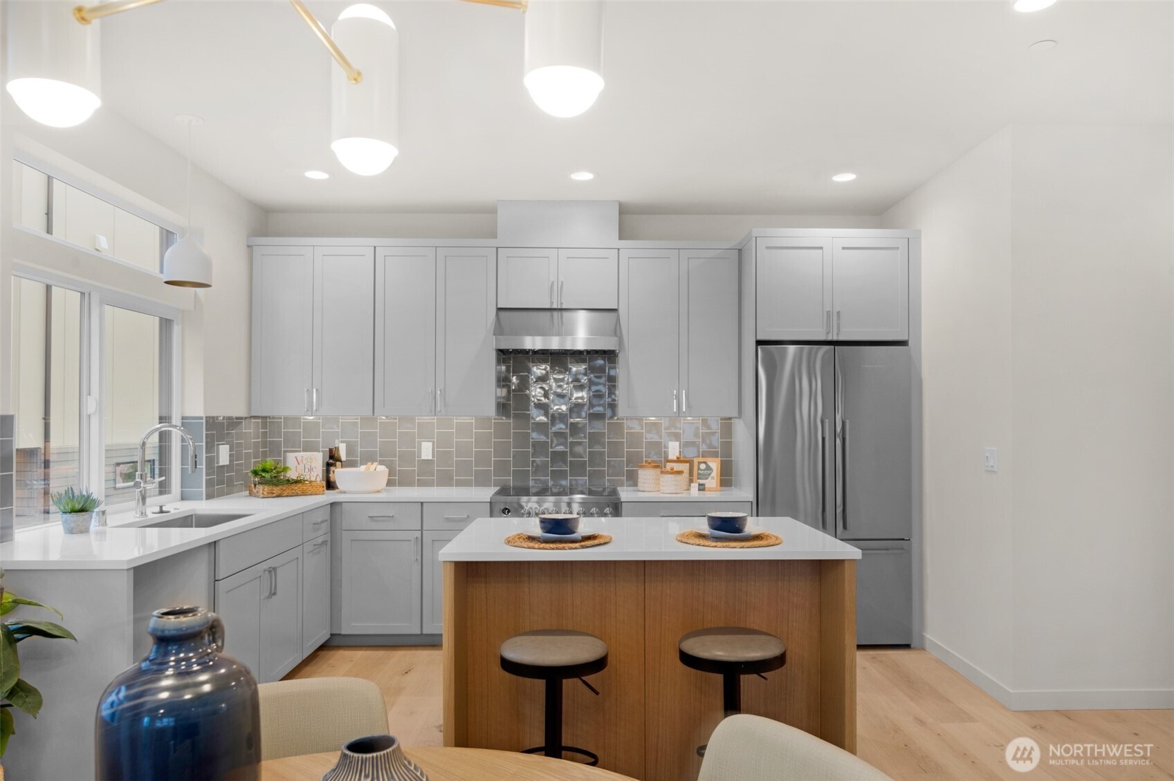 1412 North 47th Street, Unit B Seattle, WA 98103 - Photo 18 of 36