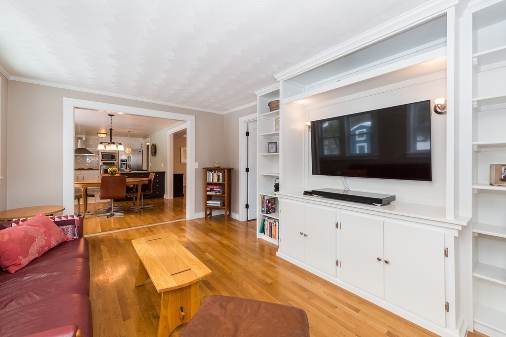 12 Makechnie Road Burlington, MA 01803 - Photo 11 of 30 Gallery Image 11