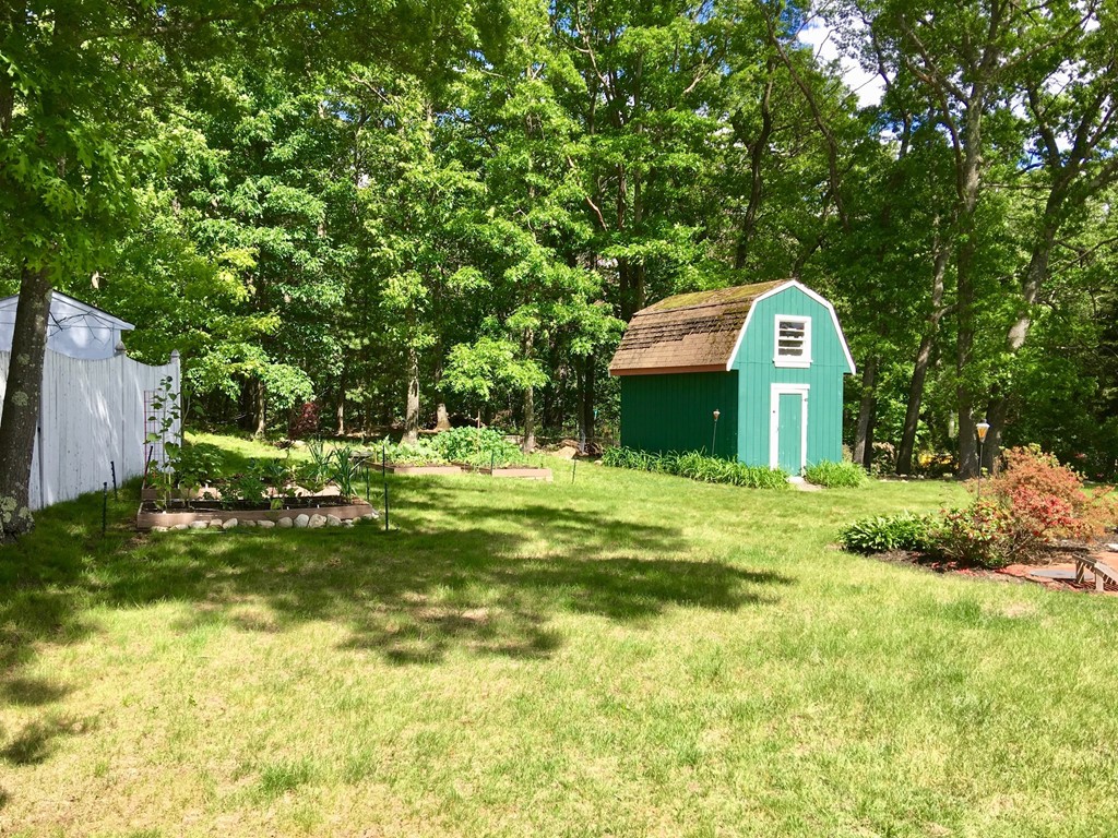 12 Makechnie Road Burlington, MA 01803 - Photo 28 of 30 Gallery Image 28