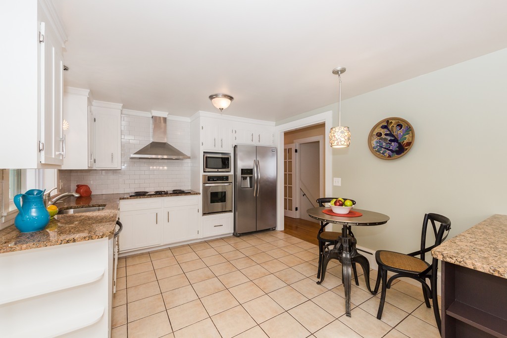 12 Makechnie Road Burlington, MA 01803 - Photo 8 of 30 Gallery Image 8