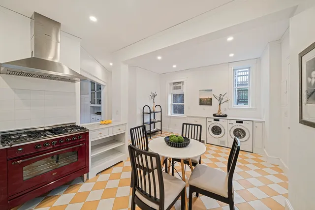 $1,249,000 | 93 Centre Street, Unit 2, Brookline, MA 02446