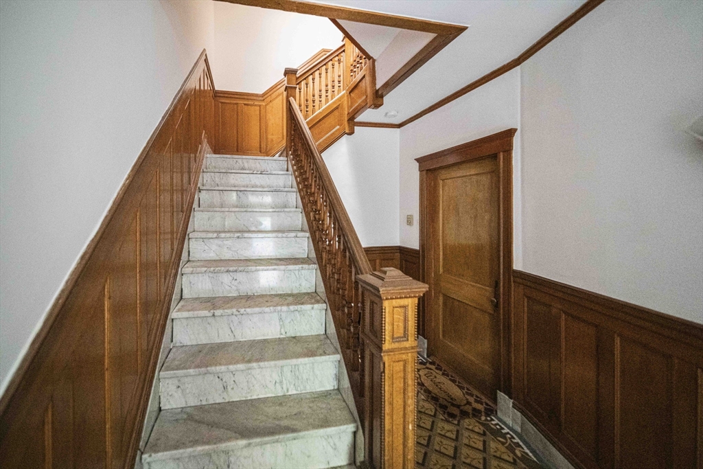 93 Centre Street, Unit 2 Brookline, MA 02446 - Photo 37 of 39