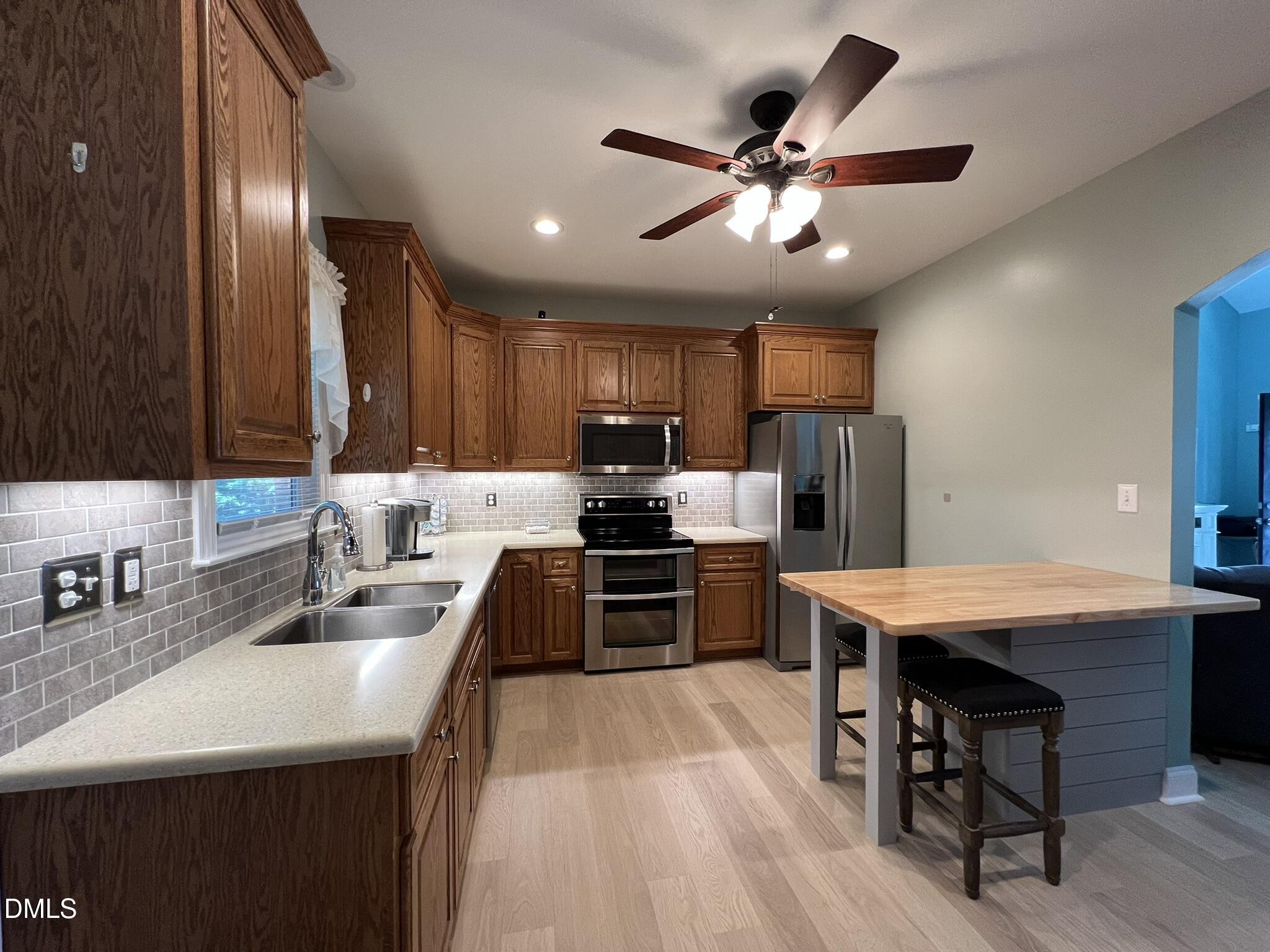 3623 Benson Hardee Road Benson, NC 27504 - Photo 3 of 24