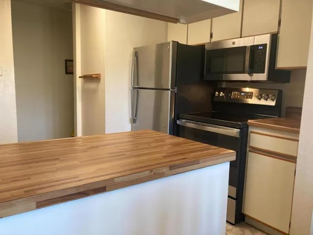 $649,000 | 2316 Shelter Creek Lane, San Bruno, CA 94066