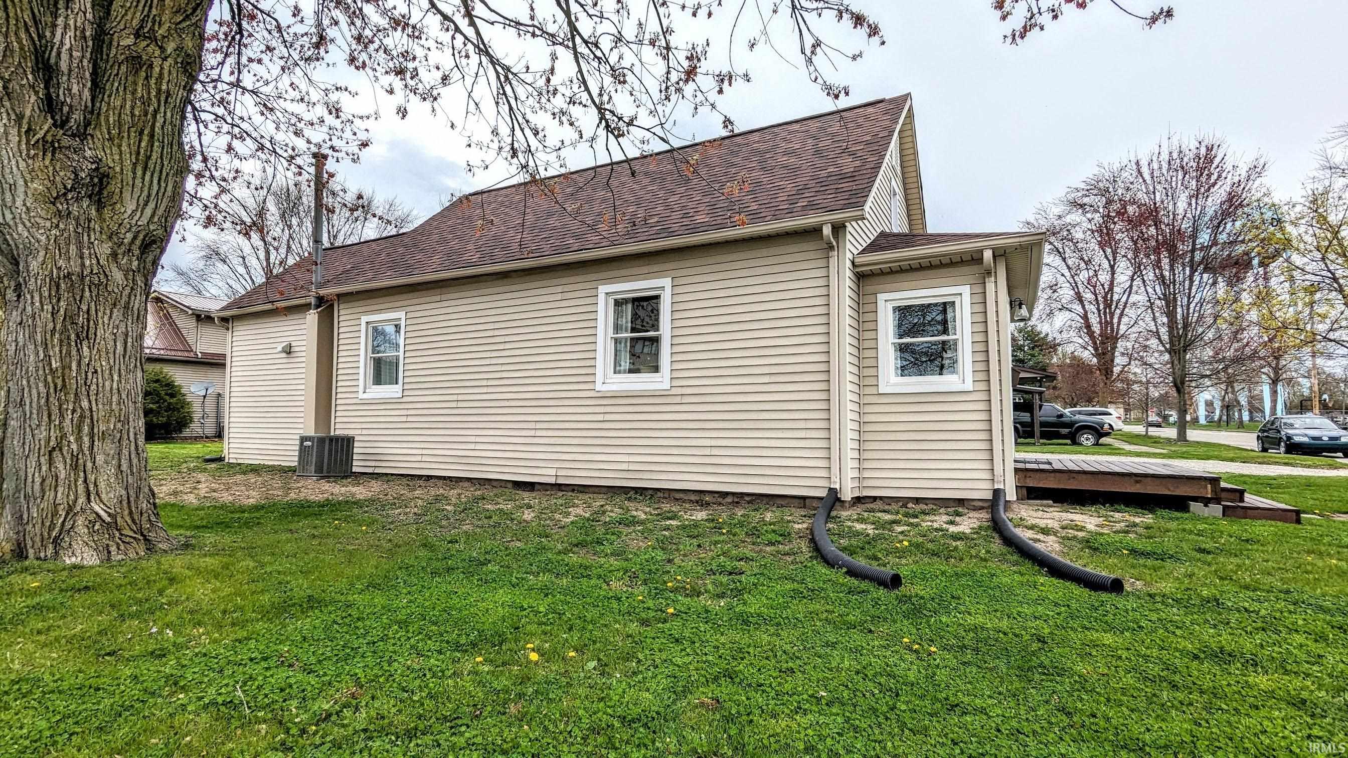 616 Short Street Decatur, IN 46733 - Photo 8 of 31