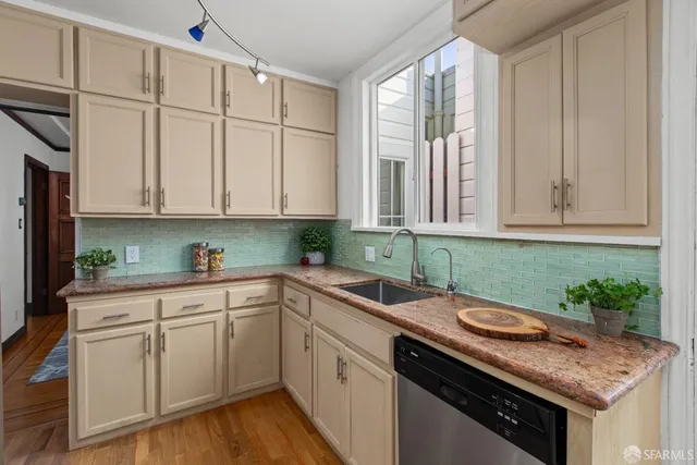 $1,168,000 | 1711 23rd Avenue, San Francisco, CA 94122