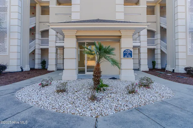 $299,000 | 908 Resort Circle, Unit 604, Sunset Beach, NC 28468
