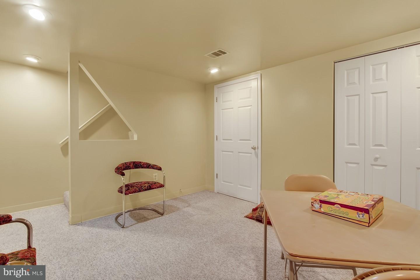 Center Street, Unit 177 Hanover, PA 17331 - Photo 19 of 26 Family Room