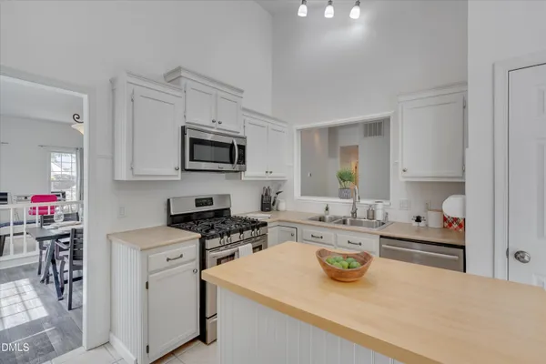 $435,000 | 11804 Fairlie Place, Raleigh, NC 27613