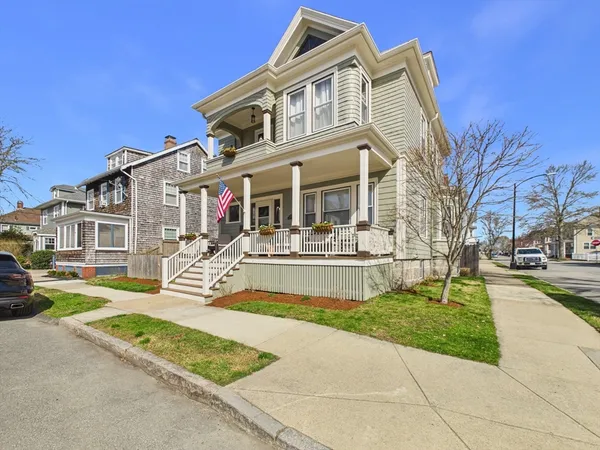 $499,900 | 379 West Clinton Street, New Bedford, MA 02740