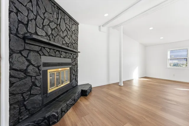 $359,900 | 37 Sun Valley Road, Holyoke, MA 01040