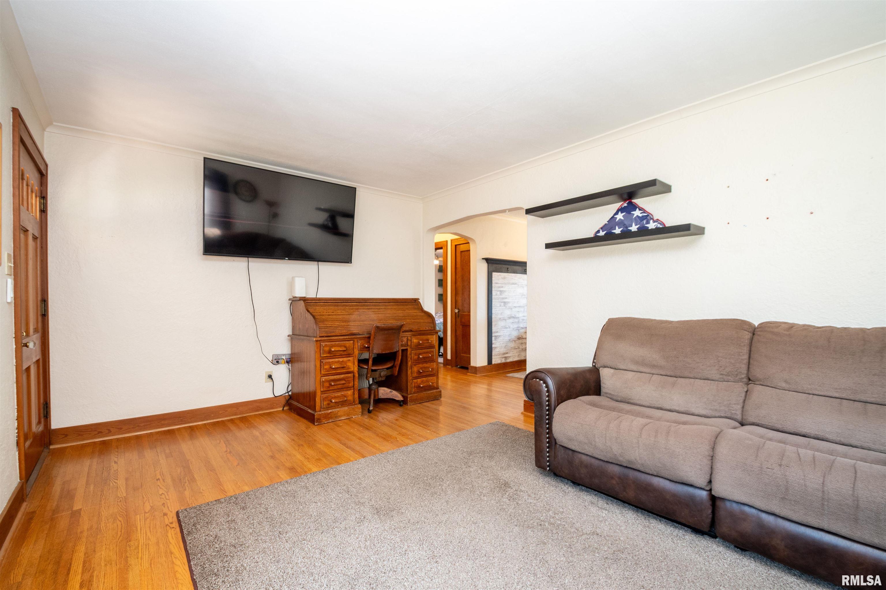 1007 Chestnut Street Pekin, IL 61554 - Photo 13 of 38