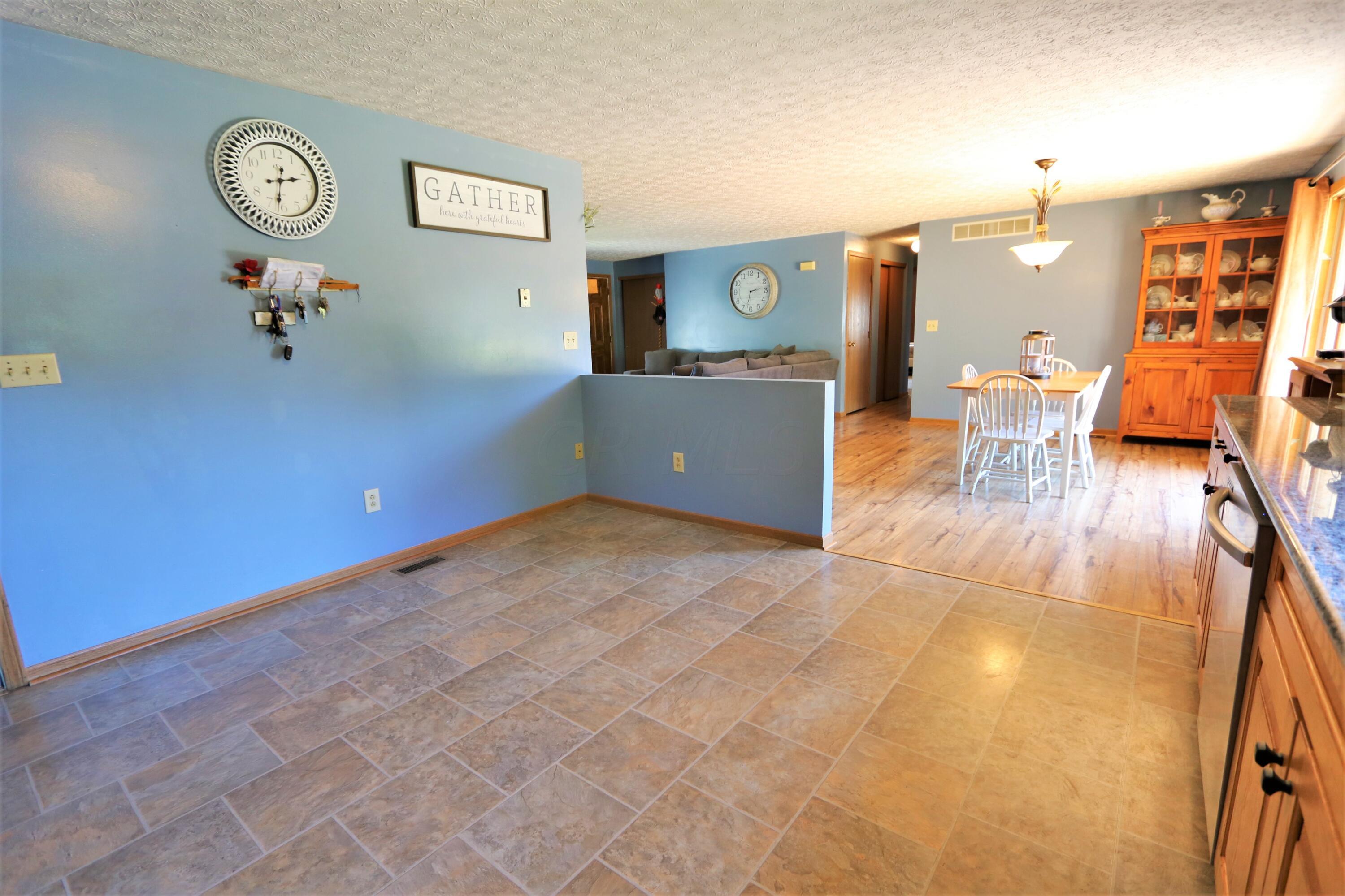 4909 Webster Road Centerburg, OH 43011 - Photo 10 of 36 IMG_98541