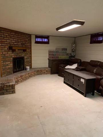 $210,000 | 700 East Central Street, Whitewater, KS 67154