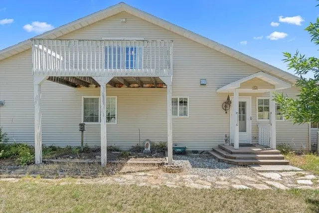 $1,000,000 | 76 Kifer Road, Kettle Falls, WA 99141