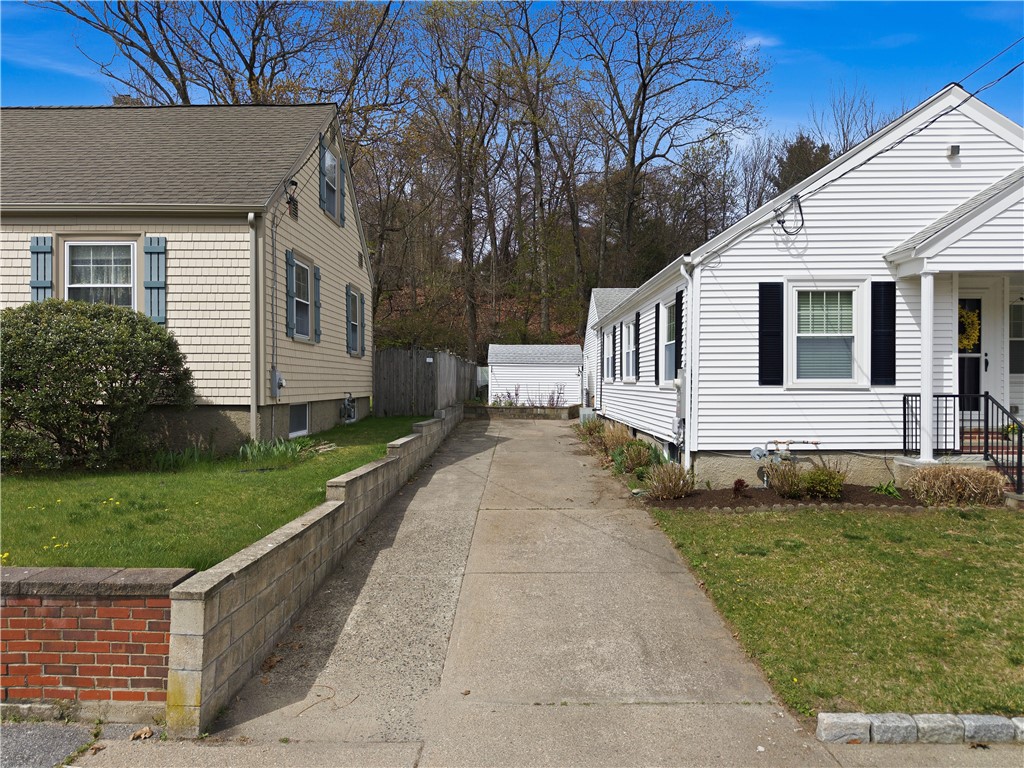 58 Progress Street Lincoln, RI 02865 - Photo 4 of 40