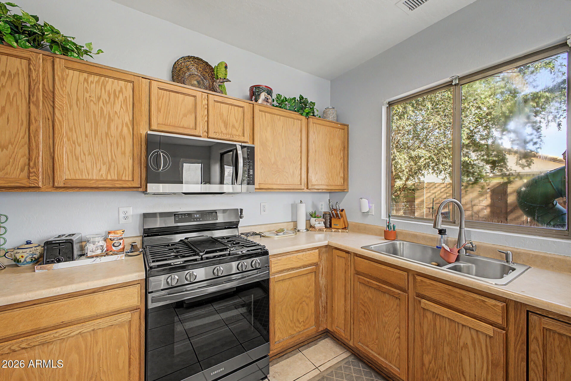11197 West Coronado Road Avondale, AZ 85392 - Photo 14 of 32 14 - Coronado
