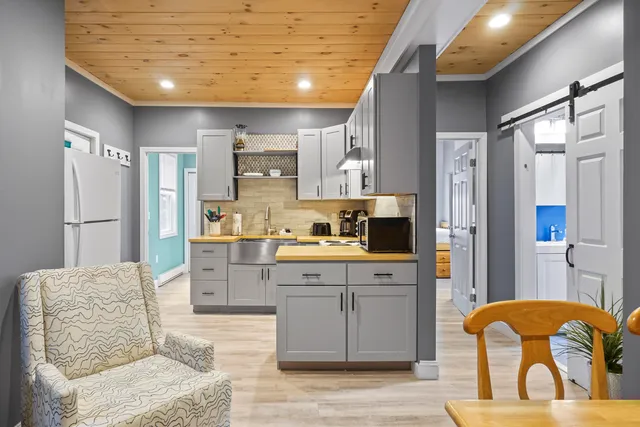 $750,000 | 113-115 Saco Avenue, Old Orchard Beach, ME 04064