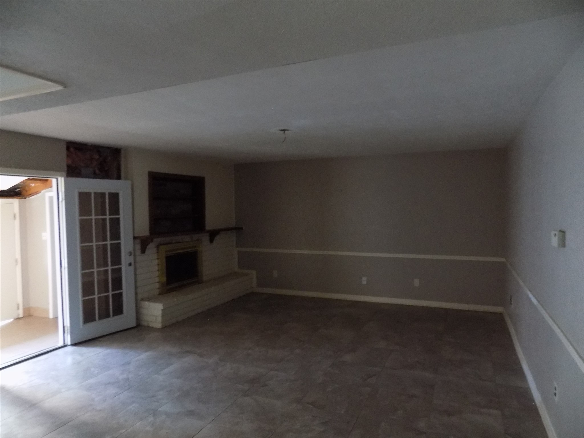 16807 Clan MacIntosh Drive Houston, TX 77084 - Photo 5 of 14 an empty room with a empty space