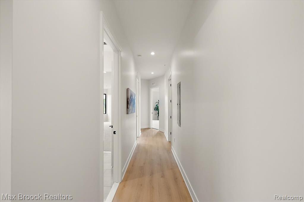 1760 East Auburn Road, Unit 2A Rochester Hills, MI 48307 - Photo 14 of 33