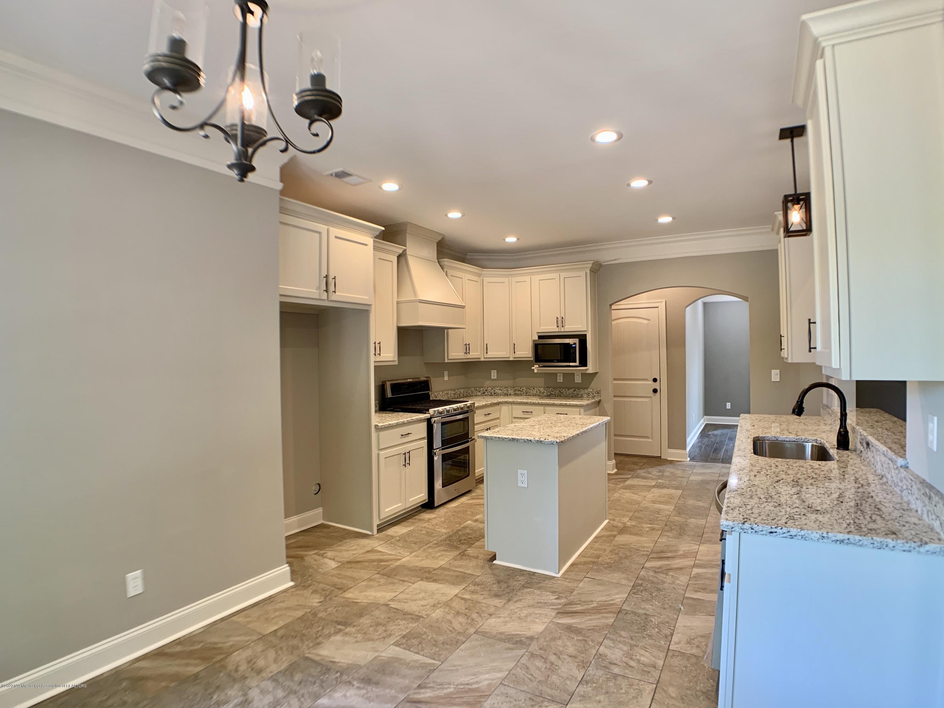 10794 Woolsey Road Olive Branch, MS 38654 - Photo 11 of 27 98C5A297-ED57-4CB6-95B4-5D9268F1A90F