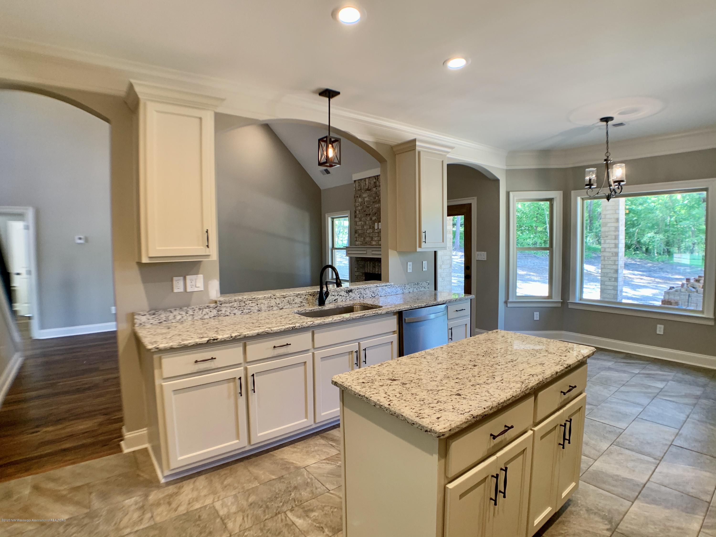 10794 Woolsey Road Olive Branch, MS 38654 - Photo 13 of 27 C28A8139-23CF-4A5E-856A-EA0C07651F08