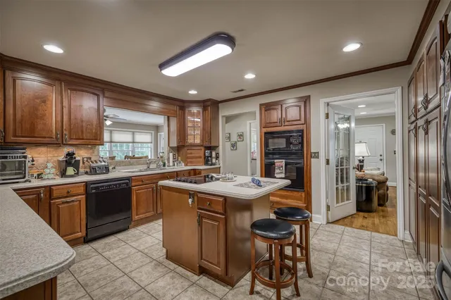 $1,450,000 | 200 Little Acres Drive, Marion, NC 28752