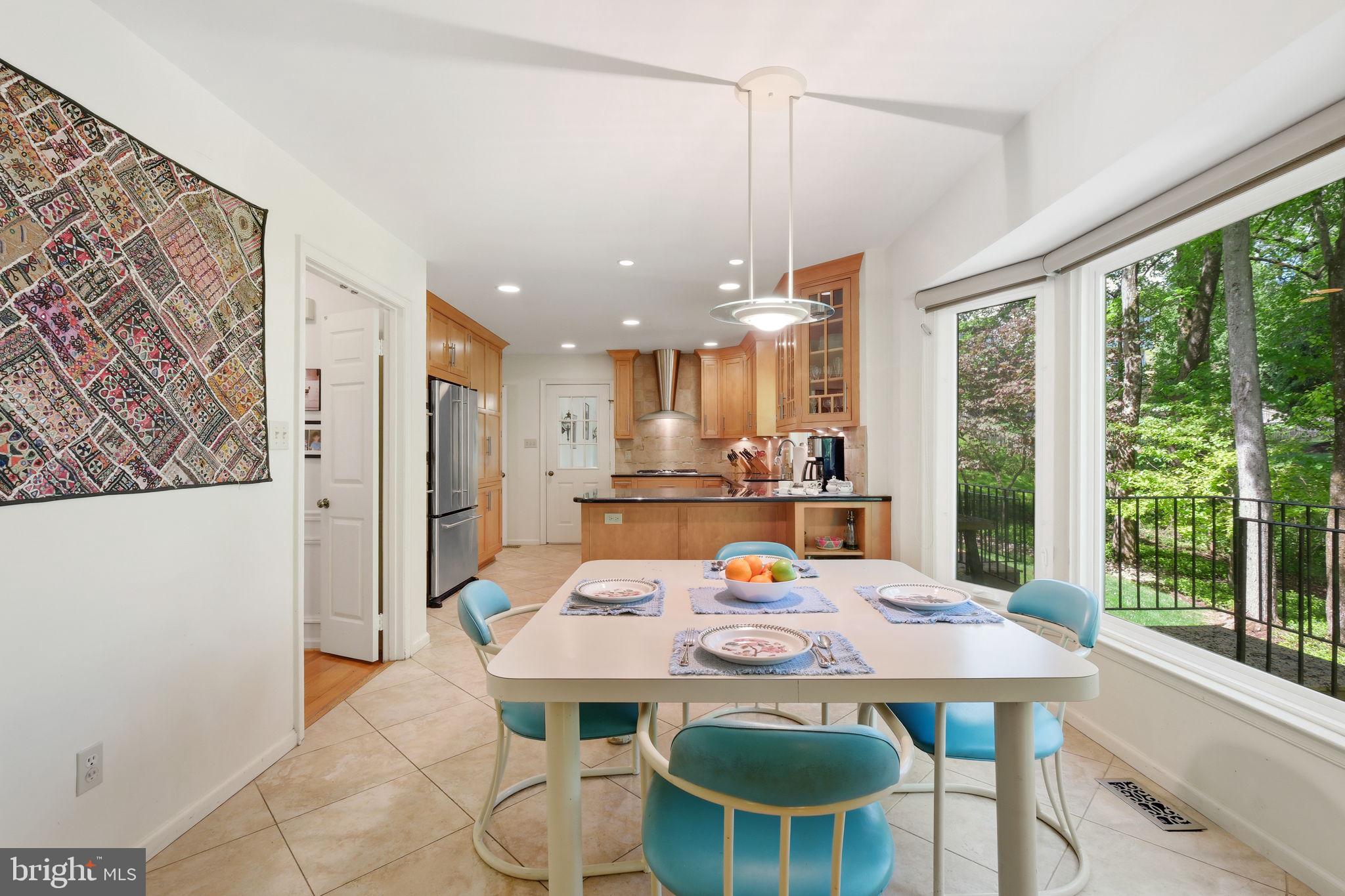 9437 Reach Road Potomac, MD 20854 - Photo 14 of 57 Open Kitchen