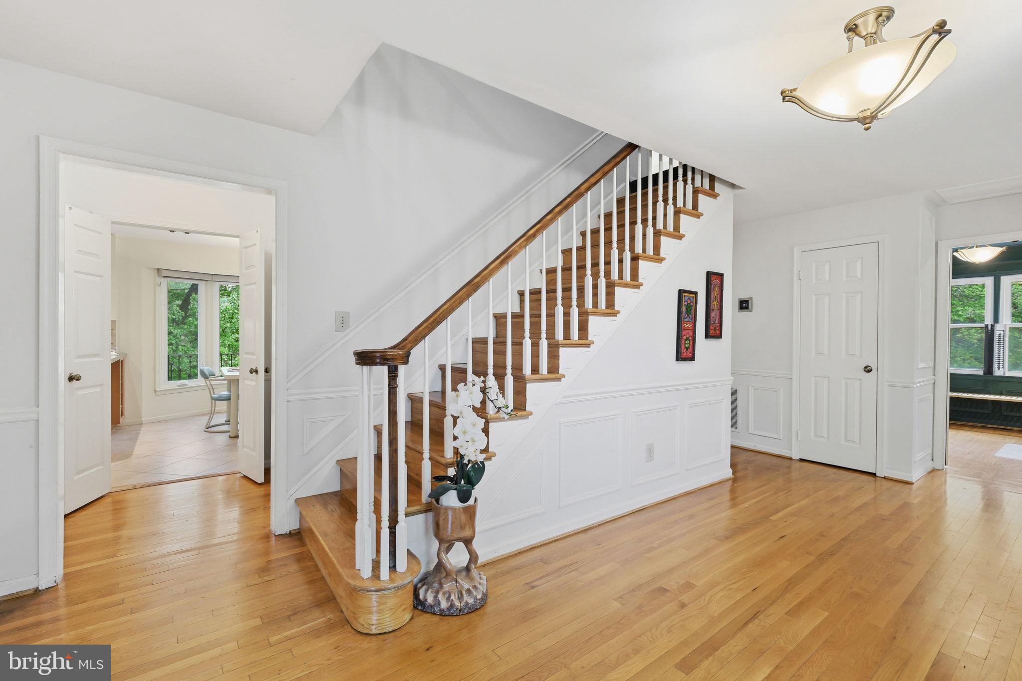 9437 Reach Road Potomac, MD 20854 - Photo 25 of 57 Interior