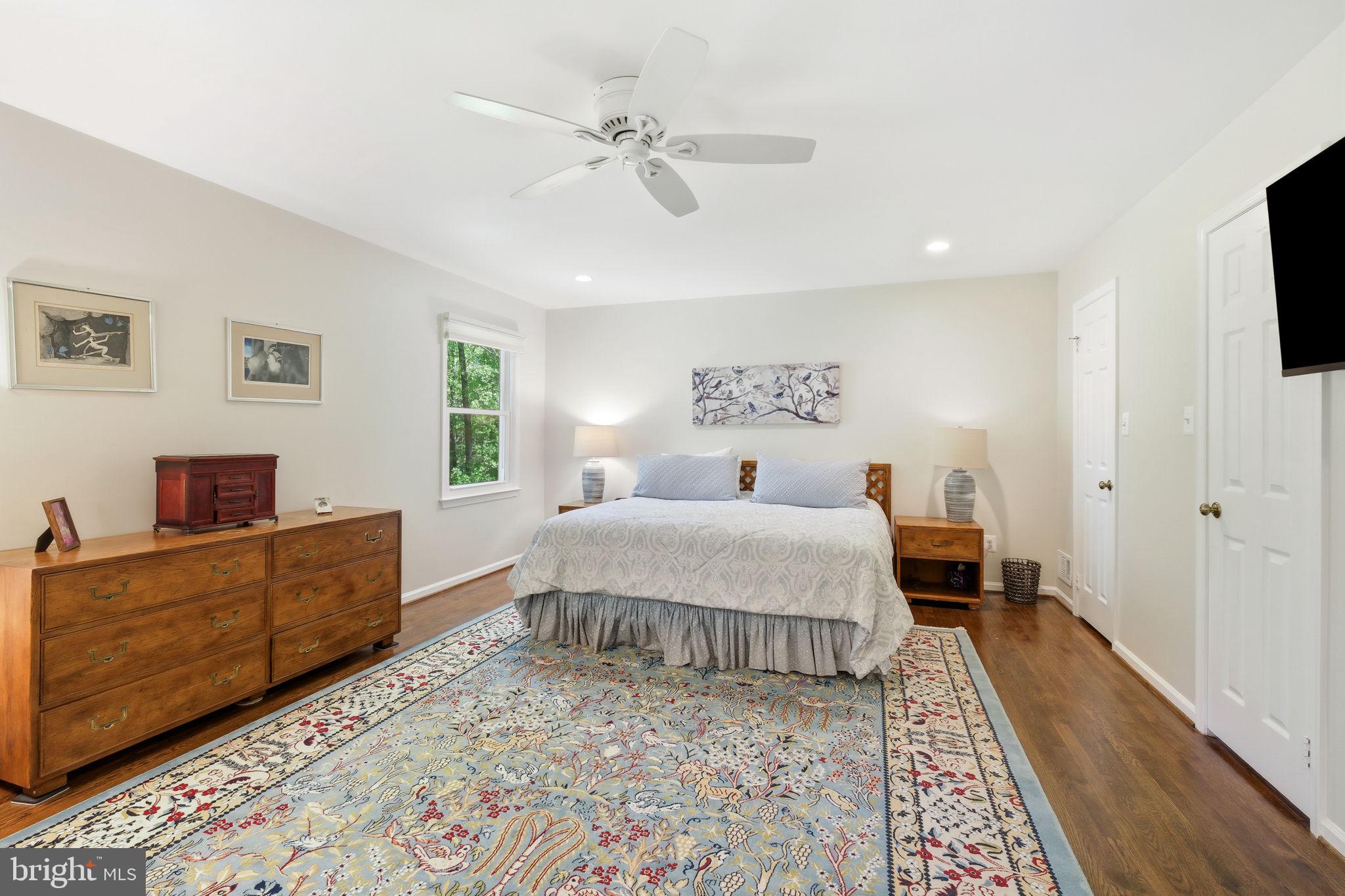 9437 Reach Road Potomac, MD 20854 - Photo 26 of 57 Primary Suite