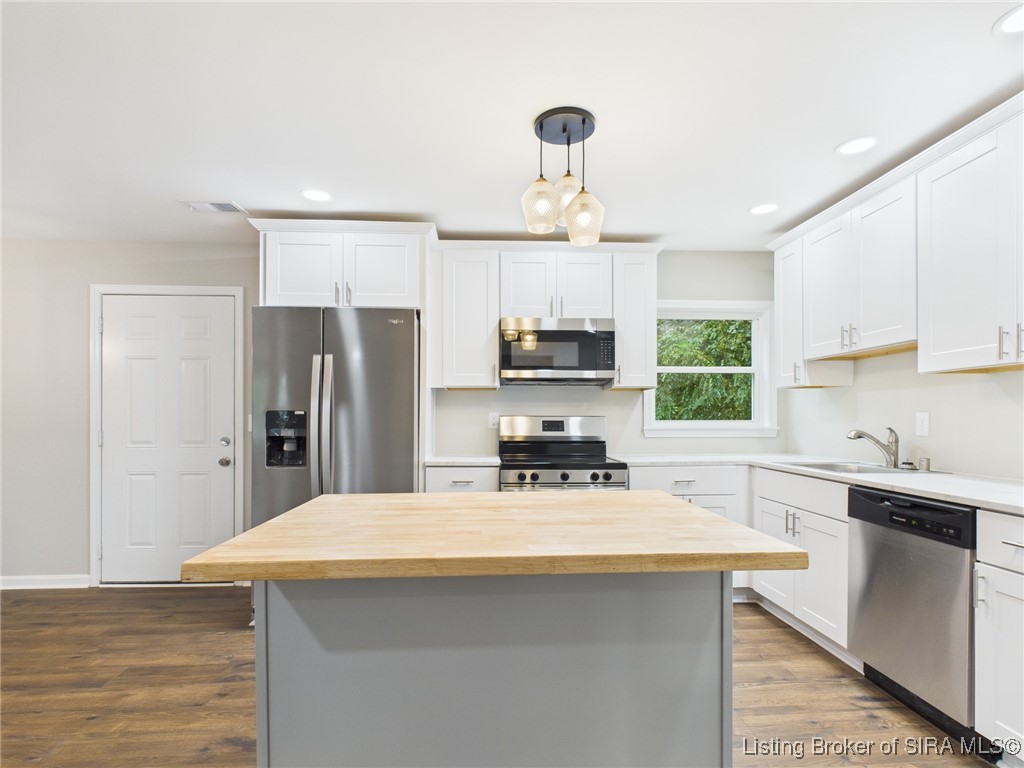 135 Spring Street Charlestown, IN 47111 - Photo 15 of 36 Kitchen
