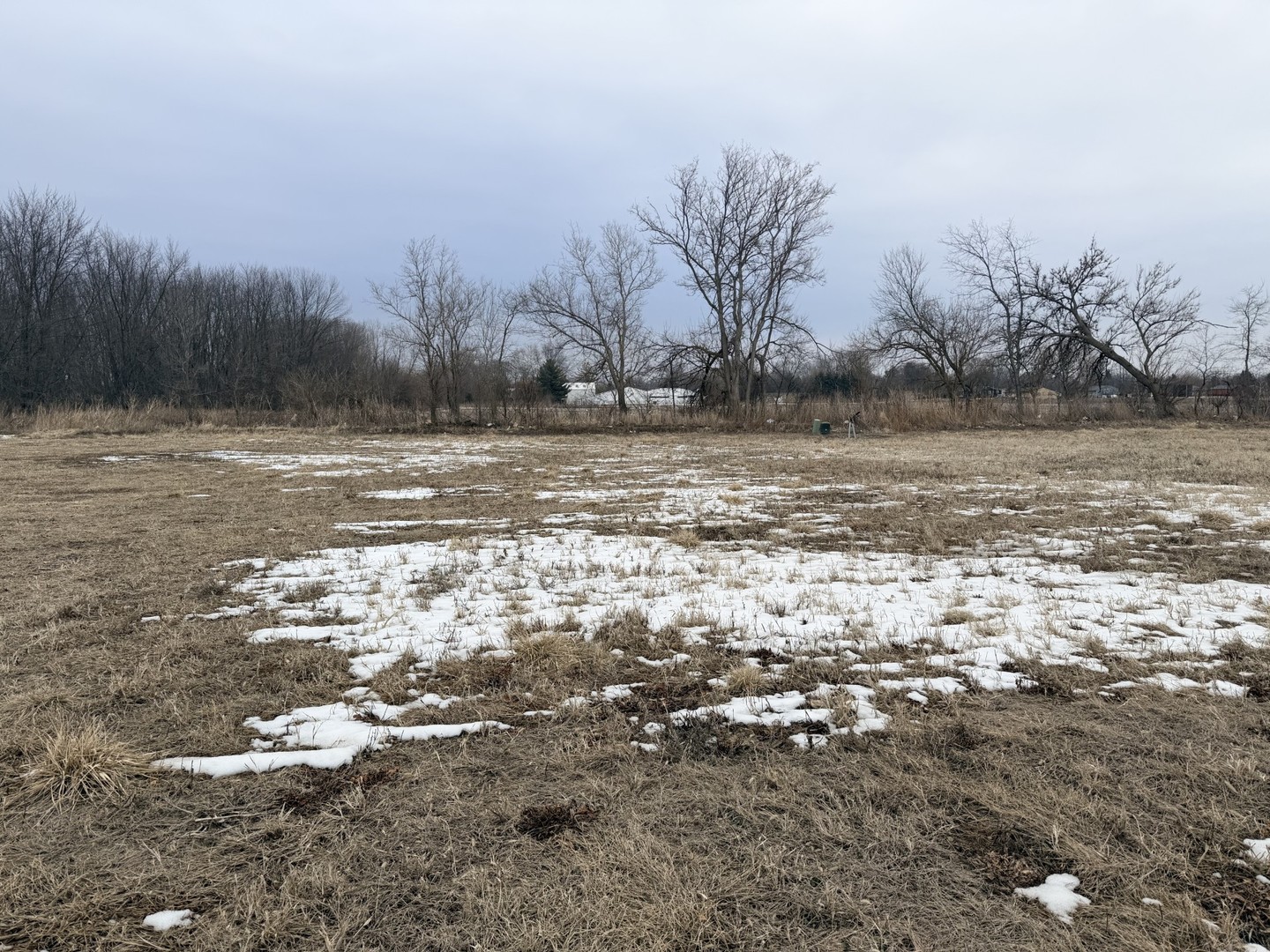 3 Crossing Court Peru, IL 61354 - Photo 4 of 4