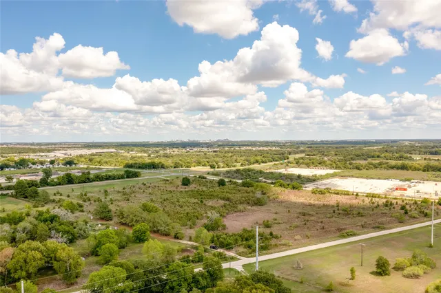 $7,400,000 | 5650 State Highway, Bryan, TX 77807