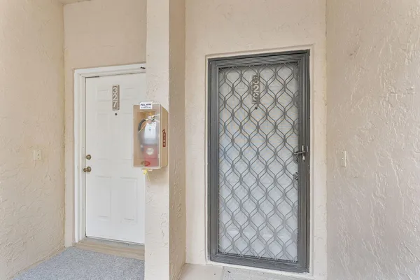 $274,500 | 4400 Northwest 30th Street, Unit 328, Pompano Beach, FL 33066