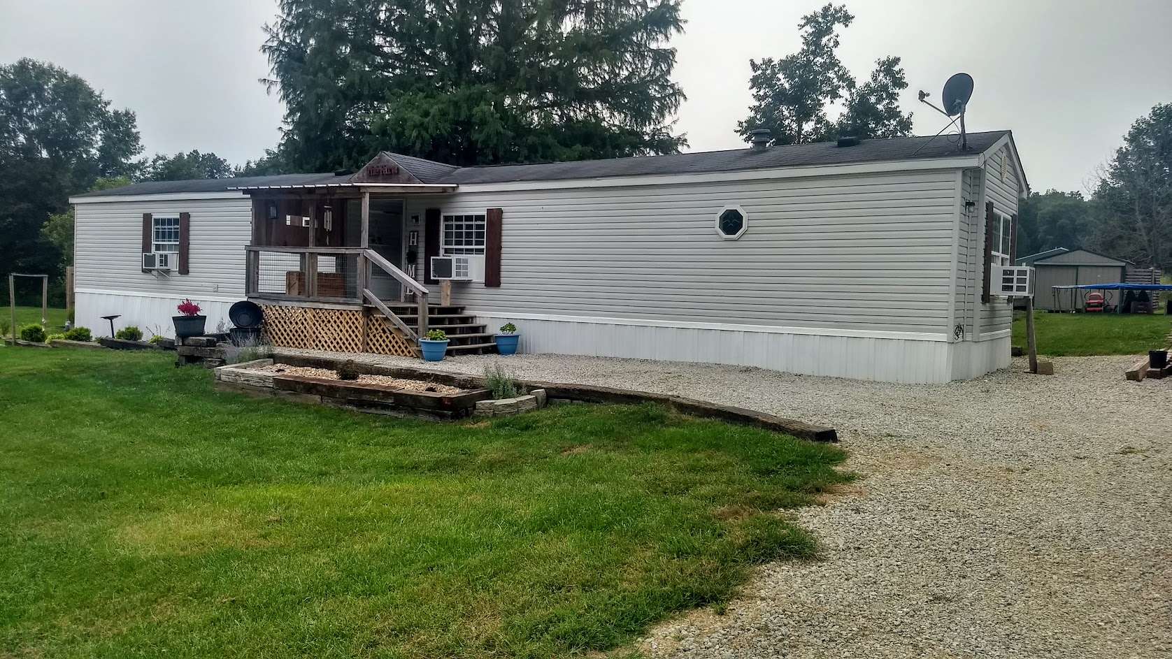 1165 North Wolf Road Bloomfield, IN 47424 - Photo 2 of 27