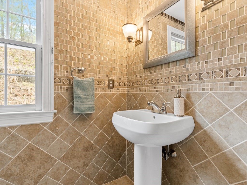29 Seabrook Road Salisbury, MA 01952 - Photo 14 of 29