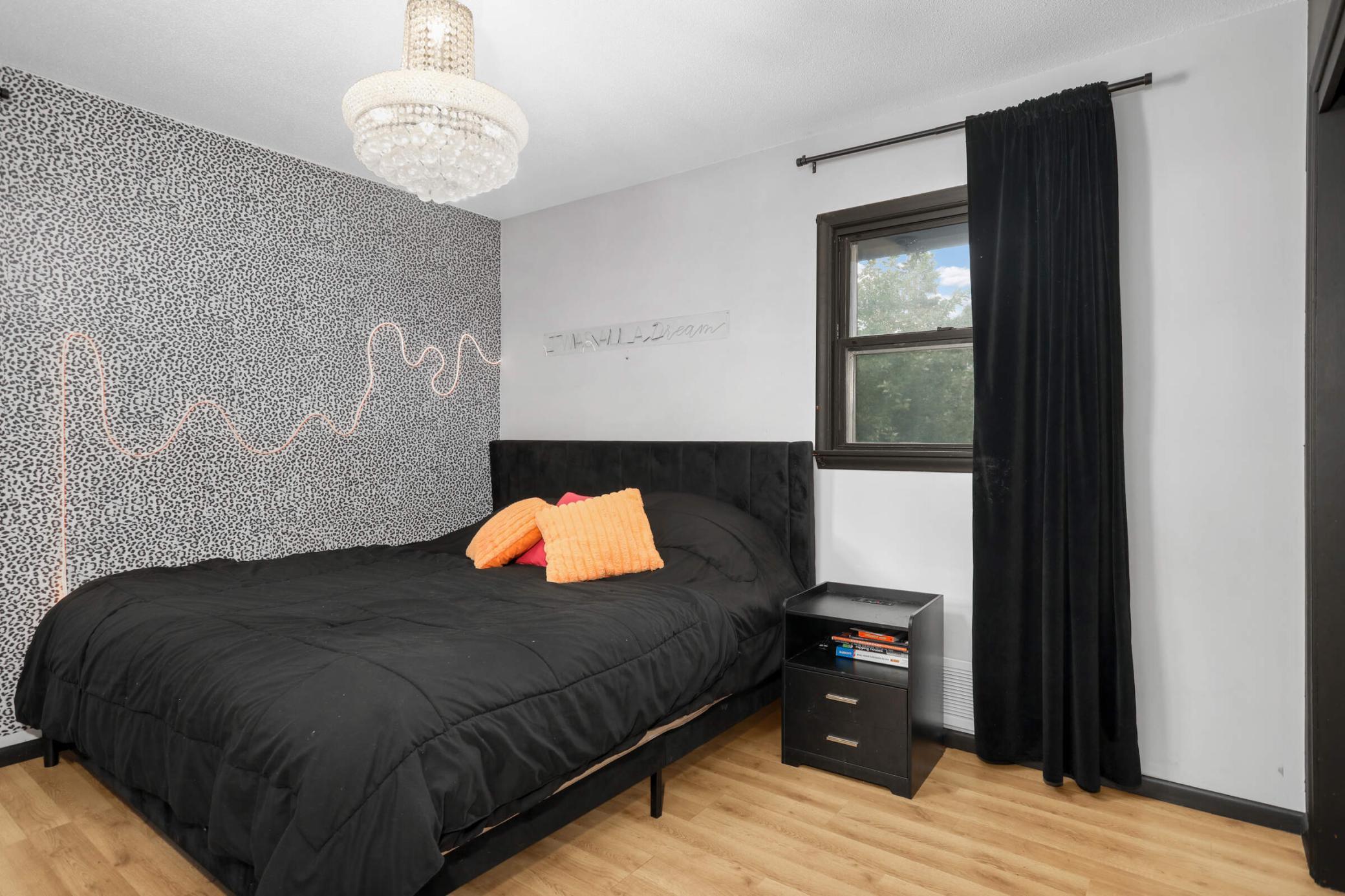 7025 North Fremont Avenue Brooklyn Center, MN 55430 - Photo 18 of 40