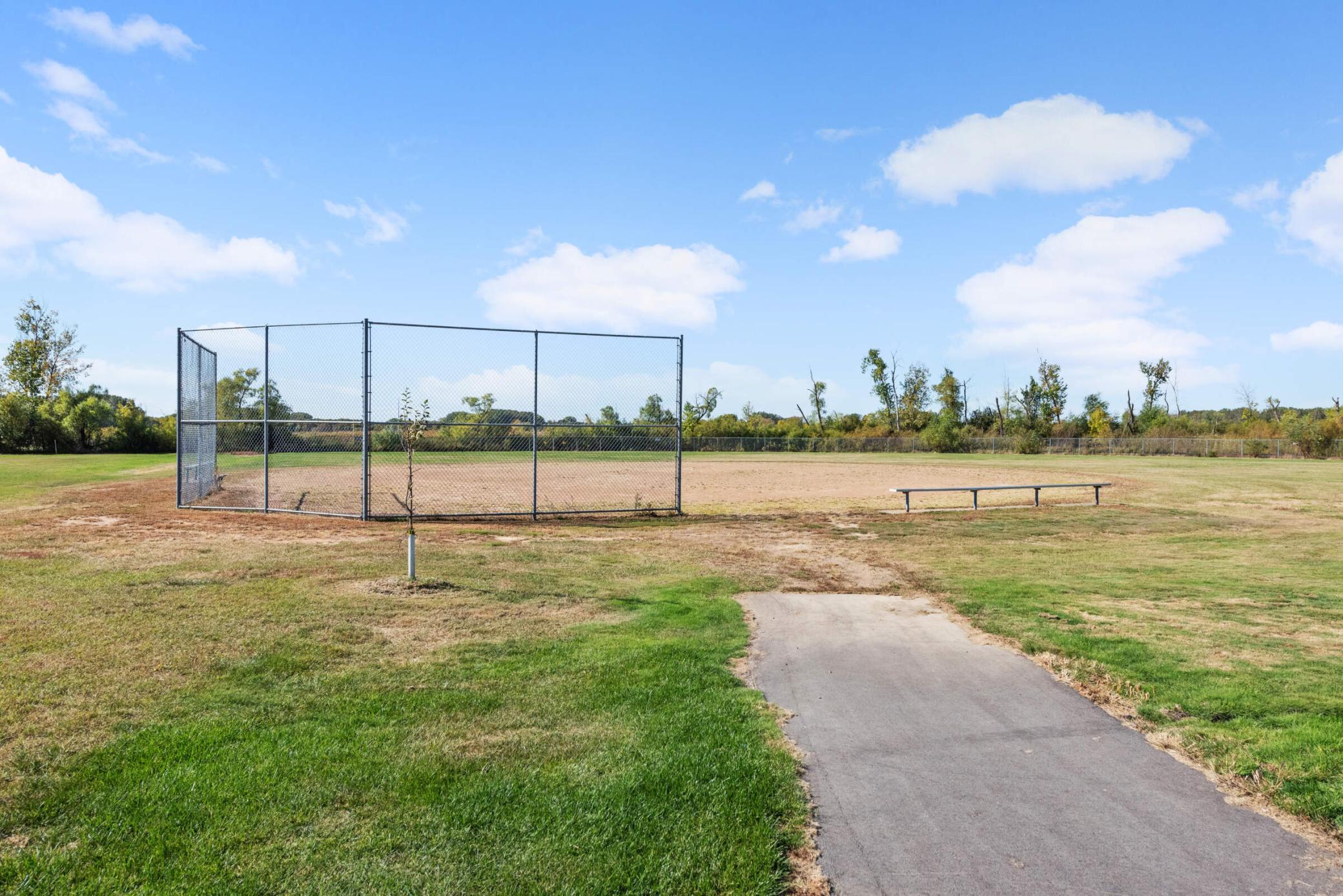 7025 North Fremont Avenue Brooklyn Center, MN 55430 - Photo 36 of 40