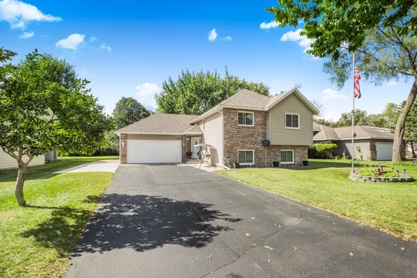 $349,900 | 1405 36th Avenue North, St. Cloud, MN 56303
