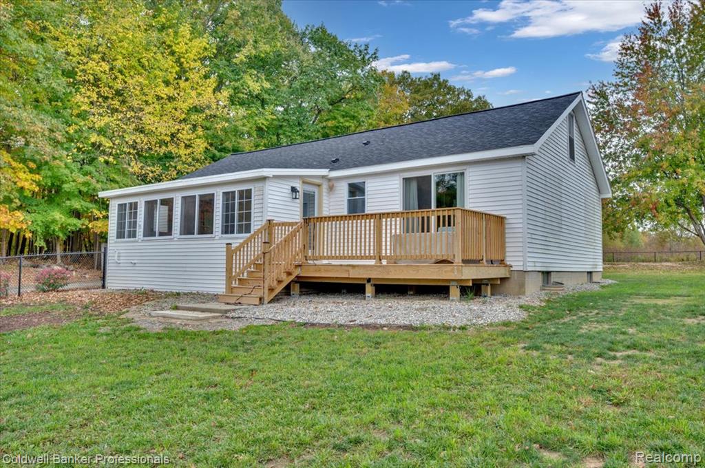 152-mapleleaf R South Maple Leaf Road Lapeer, MI 48446 - Photo 2 of 23