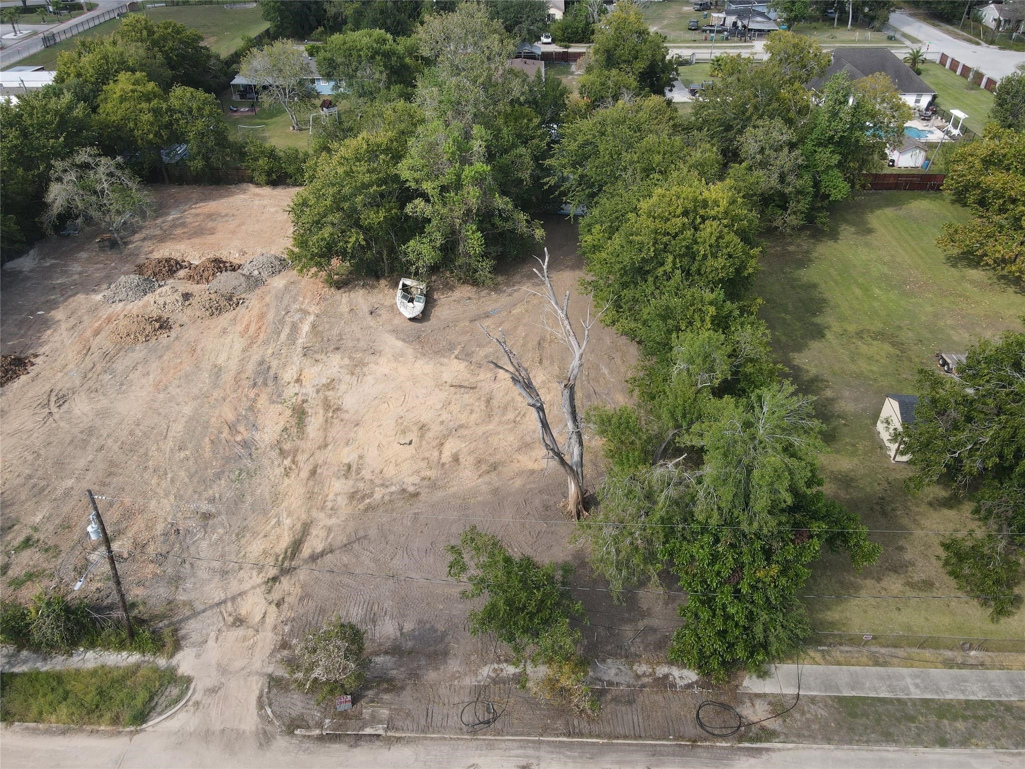 4533 Glengarry Road Houston, TX 77048 - Photo 2 of 6