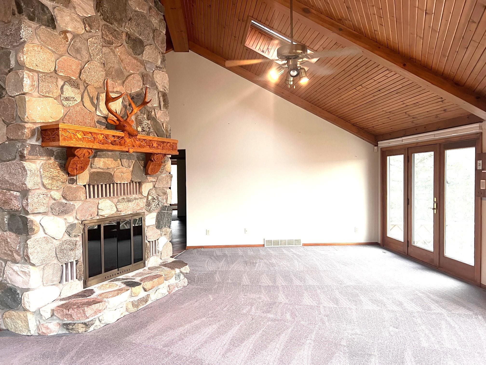 10008 Highway 52 Perry, MI 48872 - Photo 7 of 49
