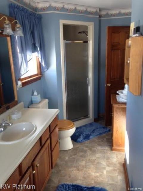 2435 Wadhams Road St. Clair, MI 48079 - Photo 20 of 31 Master bath with stand up tile shower