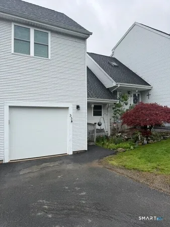 $204,000 | 111 Torringford Street, Unit 33, Winchester, CT 06098