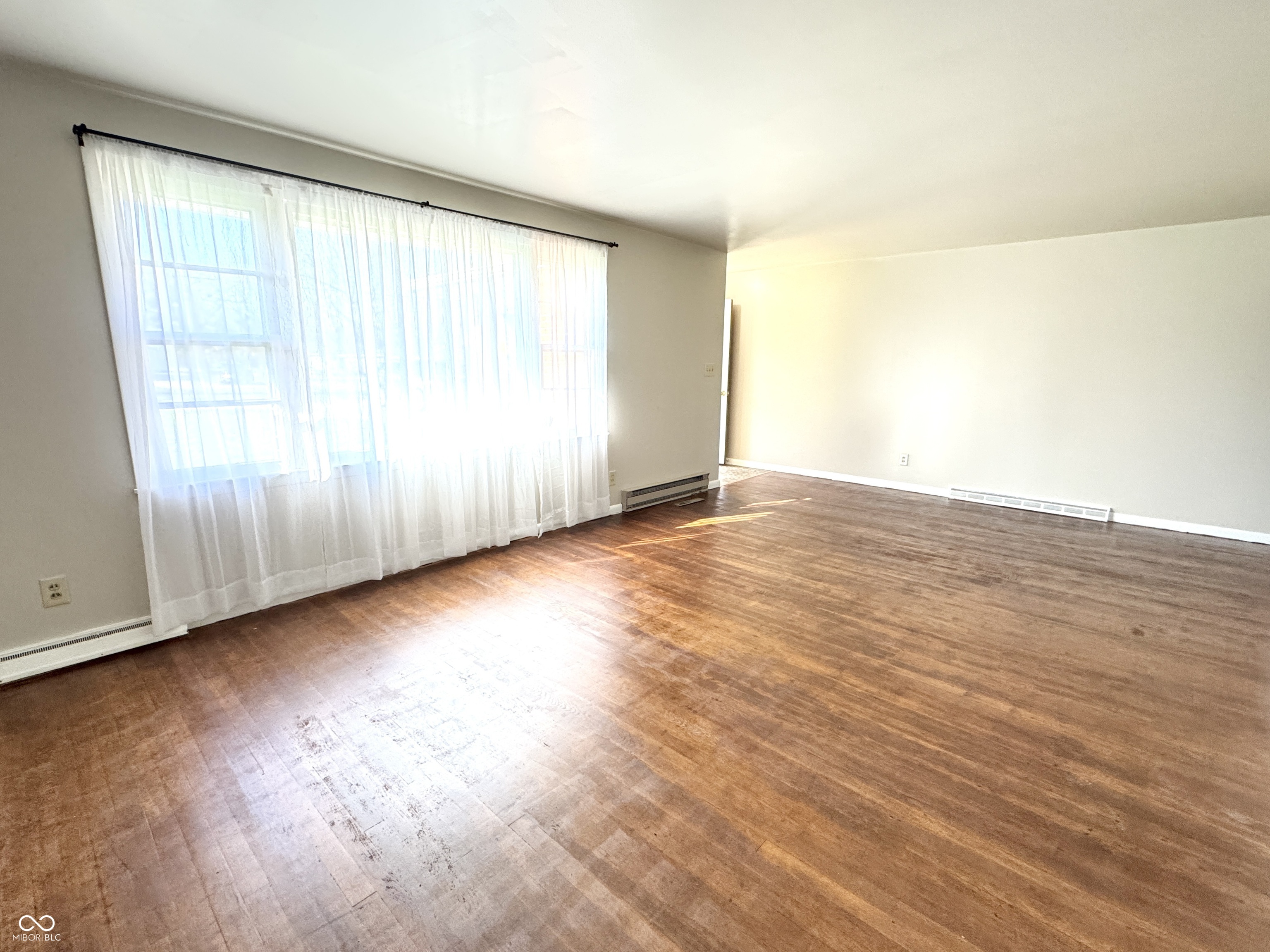 1312 Rocky Ford Road Columbus, IN 47203 - Photo 3 of 25