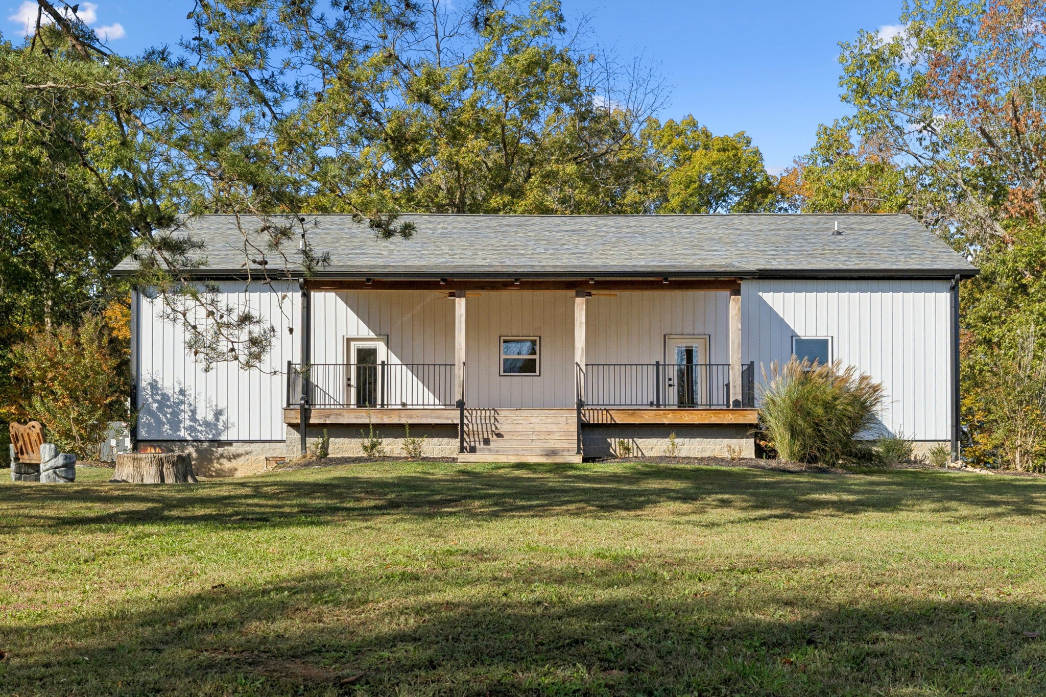 6060 Washer Road Lyles, TN 37098 - Photo 32 of 43 a view of a house with backyard and sitting area