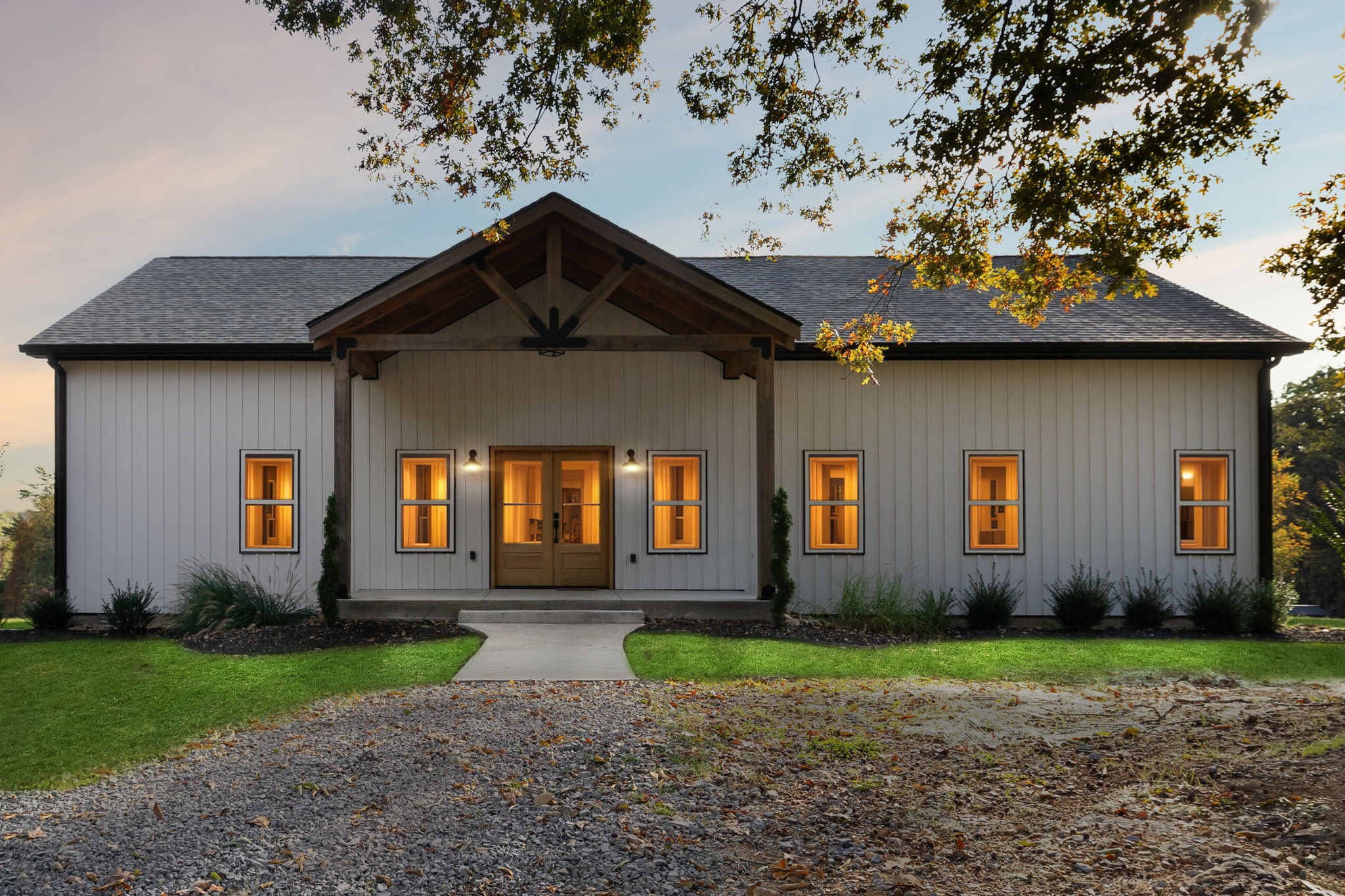 6060 Washer Road Lyles, TN 37098 - Photo 42 of 43 a front view of house with yard